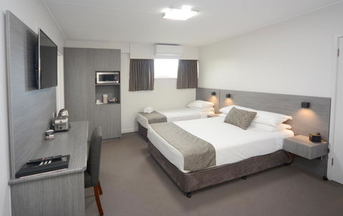 Bridge Hotel - 1 Gold Coast 6