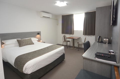 Bridge Hotel - 1 Gold Coast 7