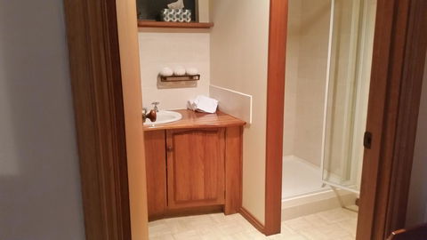Beezneez B&B - Accommodation Gold Coast 8