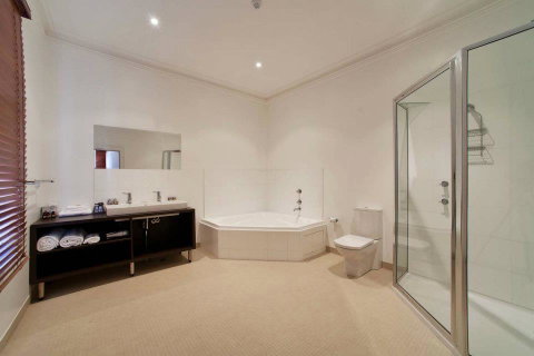 Ikon Hotel - Accommodation Gold Coast 16