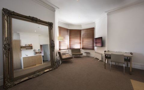 Ikon Hotel - Accommodation Gold Coast 12