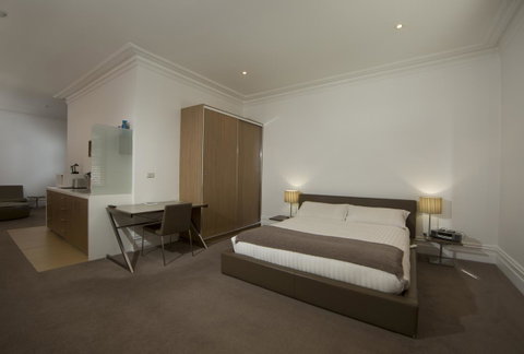 Ikon Hotel - Accommodation Gold Coast 10