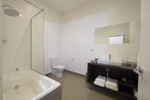 Ikon Hotel - Accommodation Gold Coast 14