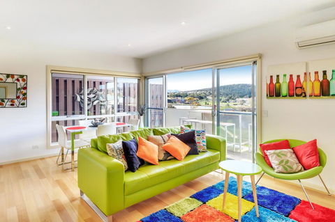 Bellerive Marina View Apartments No 28 - Accommodation Gold Coast 2