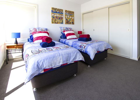 Bellerive Marina View Apartments No 28 - Accommodation Gold Coast 13