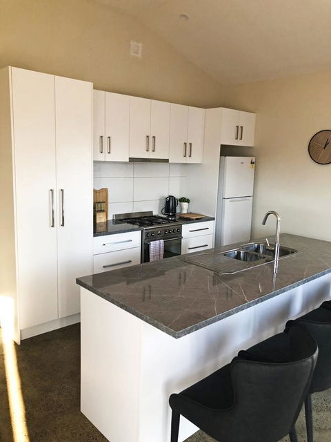 EMBRACING EVANDALE - Hosted By L'Abode Accommodation - Accommodation Gold Coast 19