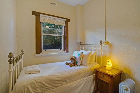 Gorgeous Hobart Accommodation - Park On Park - New Town - Accommodation Gold Coast 32