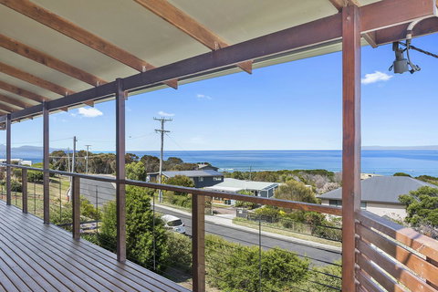 Zenith - Accommodation Gold Coast 24