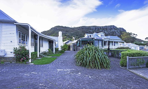 Touchwood Cottages - Accommodation Gold Coast 4