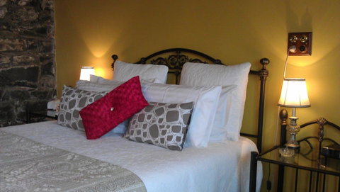 Touchwood Cottages - Accommodation Gold Coast 18