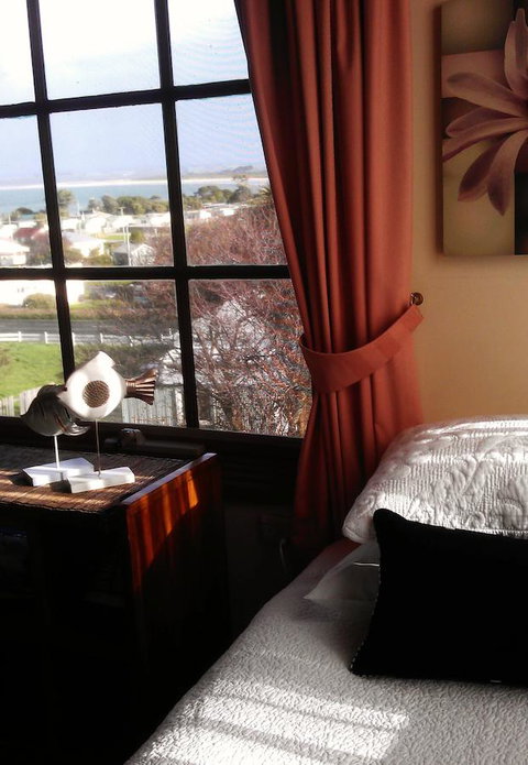 Touchwood Cottages - Accommodation Gold Coast 24