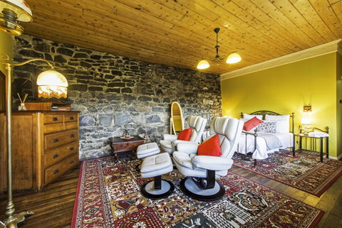 Touchwood Cottages - Accommodation Gold Coast 38