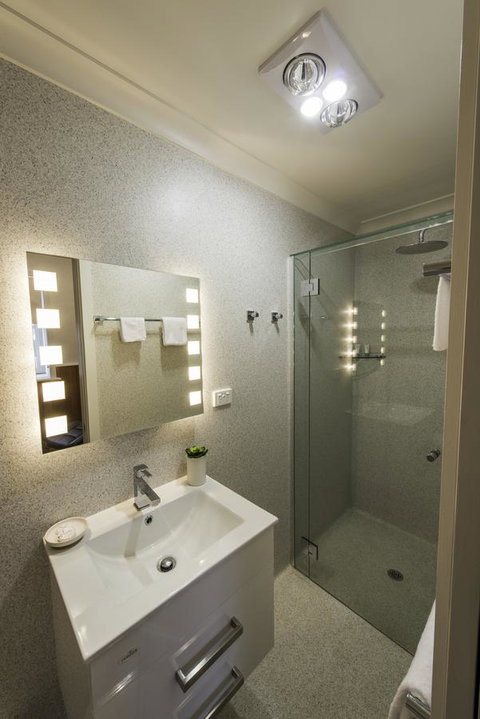 Touchwood Cottages - Accommodation Gold Coast 15