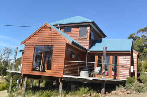 The Tree House - Accommodation Gold Coast 1