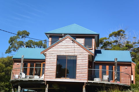 The Tree House - Accommodation Gold Coast 6