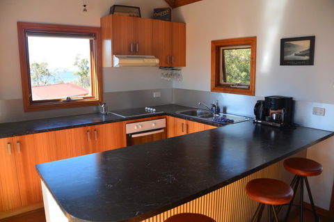 The Tree House - Accommodation Gold Coast 8