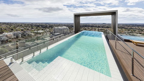 Avani Melbourne Box Hill Residences - Gold Coast 4U 10