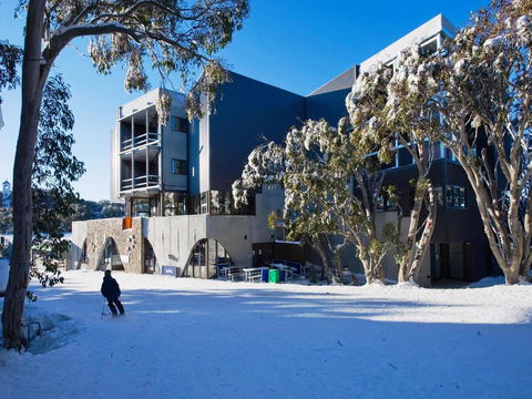 Buller Central Hotel - Gold Coast 4U 9