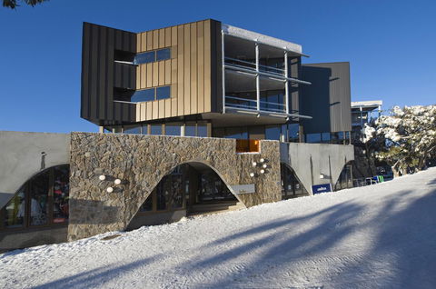 Buller Central Hotel - Gold Coast 4U 10