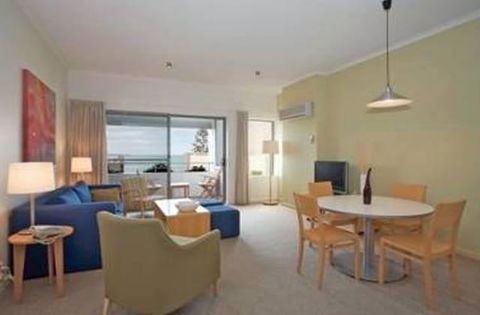 Cumberland Lorne Resort - Gold Coast 4U 22