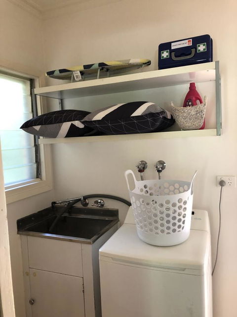 Flora Hill Creek Views - Gold Coast 4U 13