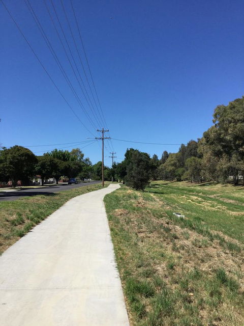 Flora Hill Creek Views - Gold Coast 4U 18