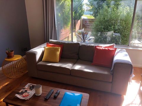 Flora Hill Creek Views - Gold Coast 4U 5