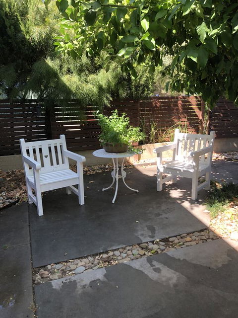 Flora Hill Creek Views - Gold Coast 4U 15