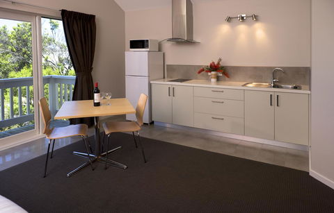 Boathouse Resort Studios And Suites - Accommodation Gold Coast 23