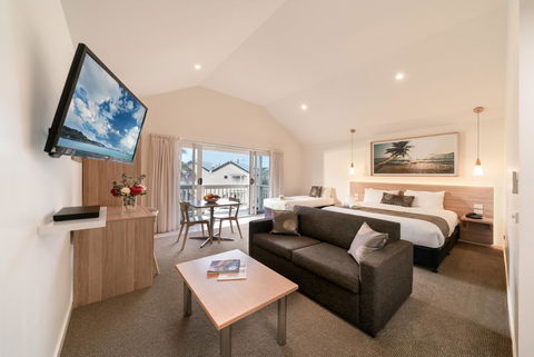 Boathouse Resort Studios And Suites - Accommodation Gold Coast 7