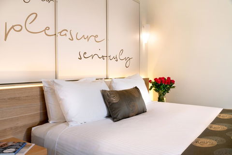 Boathouse Resort Studios And Suites - Accommodation Gold Coast 6