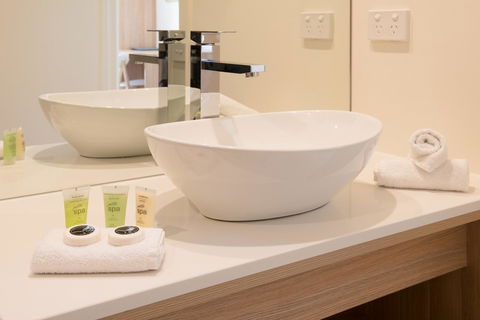 Boathouse Resort Studios And Suites - Accommodation Gold Coast 25