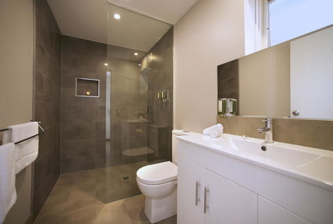 Boathouse Resort Studios And Suites - Accommodation Gold Coast 19