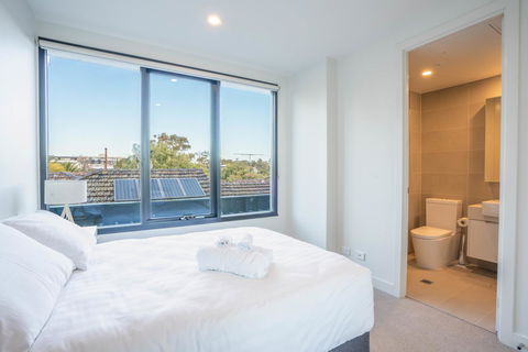 Poplar Apartments - Gold Coast 4U 9