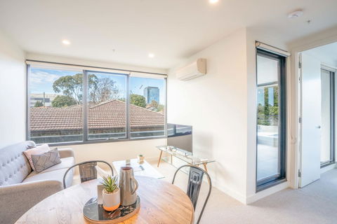 Poplar Apartments - Gold Coast 4U 6