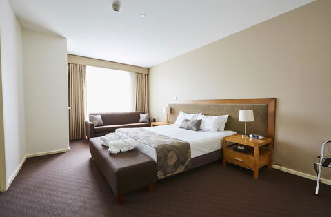 Mornington Hotel - Accommodation Gold Coast 0
