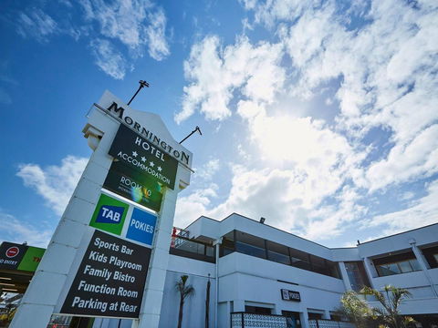 Mornington Hotel - Accommodation Gold Coast 4