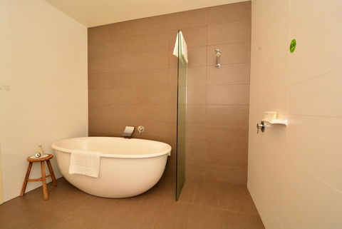 Mornington Hotel - Accommodation Gold Coast 38