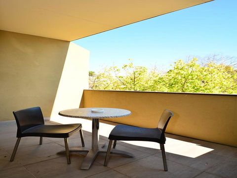 Mornington Hotel - Accommodation Gold Coast 29