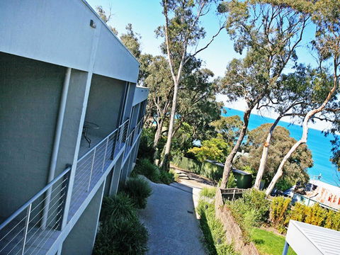 Lorne Surf Apartments - Gold Coast 4U 10