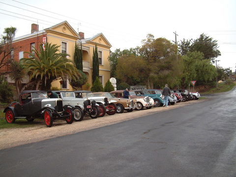 Campbell St Lodge - Gold Coast 4U 1