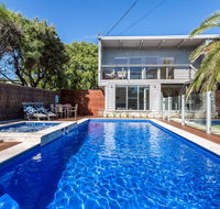 Front Beach House - Accommodation Gold Coast