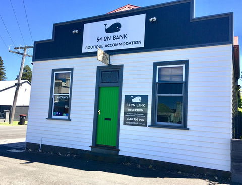 54 On Bank - Gold Coast 4U 0