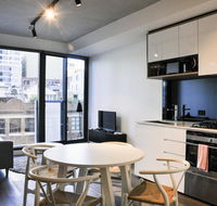 Mono Apartments on La Trobe Street - Gold Coast 4U