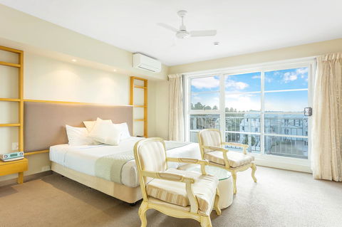 Deep Blue Hotel & Hot Springs - Accommodation Gold Coast 11