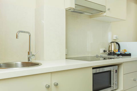 Deep Blue Hotel & Hot Springs - Accommodation Gold Coast 35