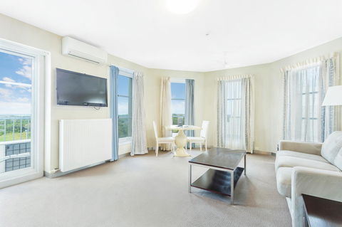 Deep Blue Hotel & Hot Springs - Accommodation Gold Coast 29