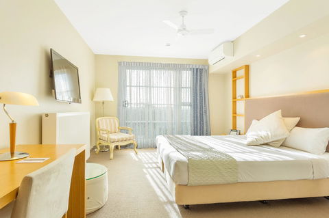 Deep Blue Hotel & Hot Springs - Accommodation Gold Coast 14