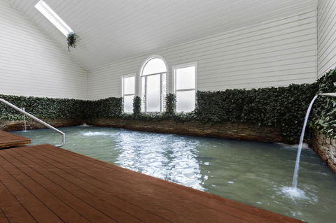 Deep Blue Hotel & Hot Springs - Accommodation Gold Coast 12
