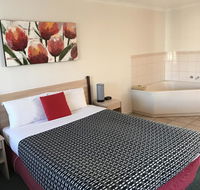 Beachcomber Motel  Apartments - Accommodation Gold Coast